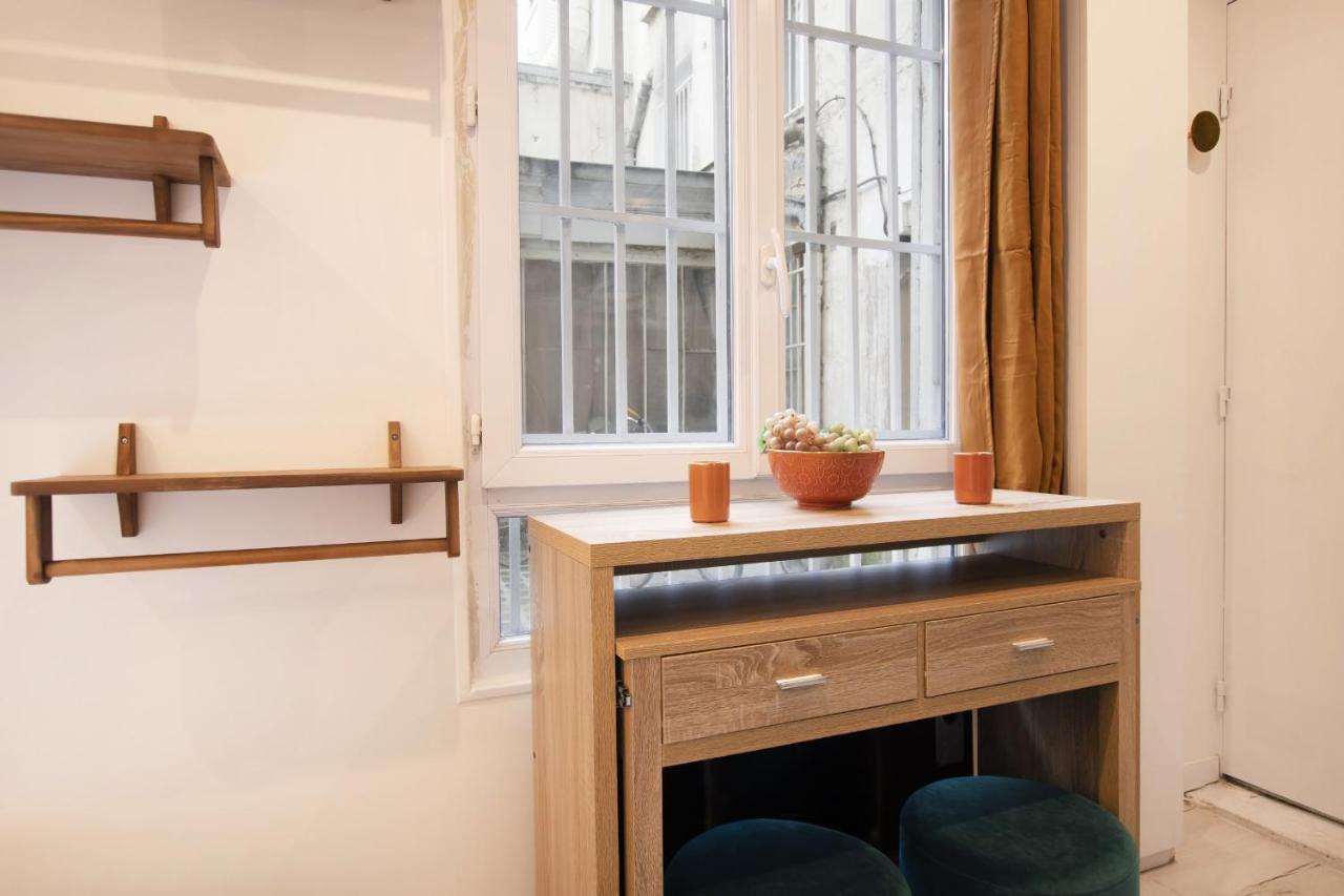 Guestready - Studio With Jacuzzi In The 10 Th Lejlighed Paris Eksteriør billede