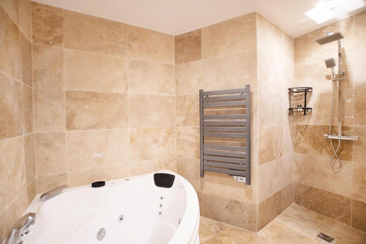 Guestready - Studio With Jacuzzi In The 10 Th Lejlighed Paris Eksteriør billede
